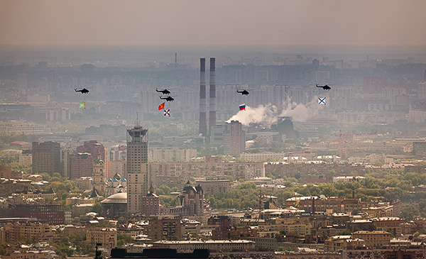 Панорамы с крыши Москва-Сити на 9-е мая